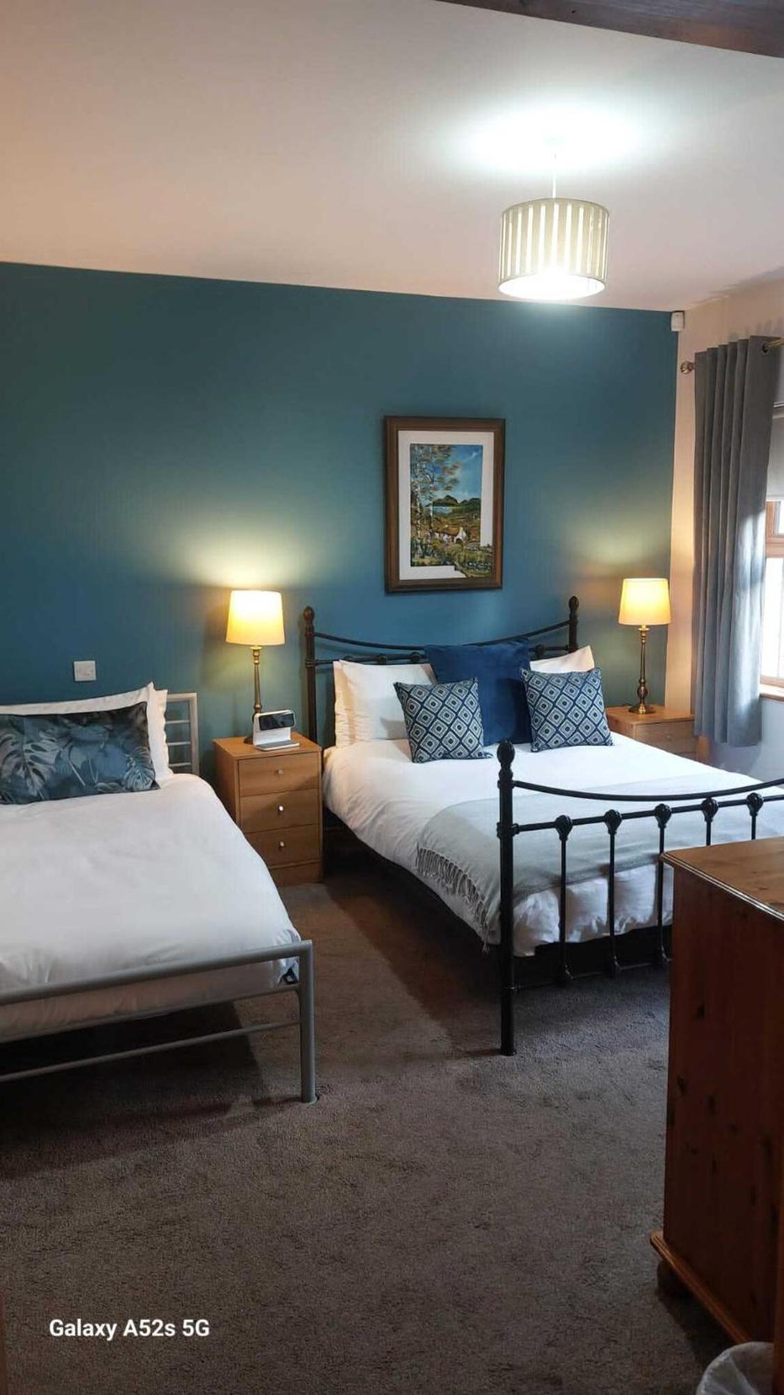 Dunhill Cottage B&B Hillsborough Bilik gambar