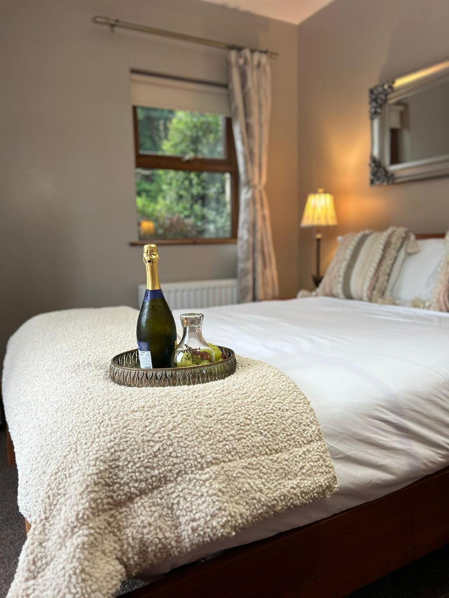 Dunhill Cottage B&B Hillsborough Bilik gambar