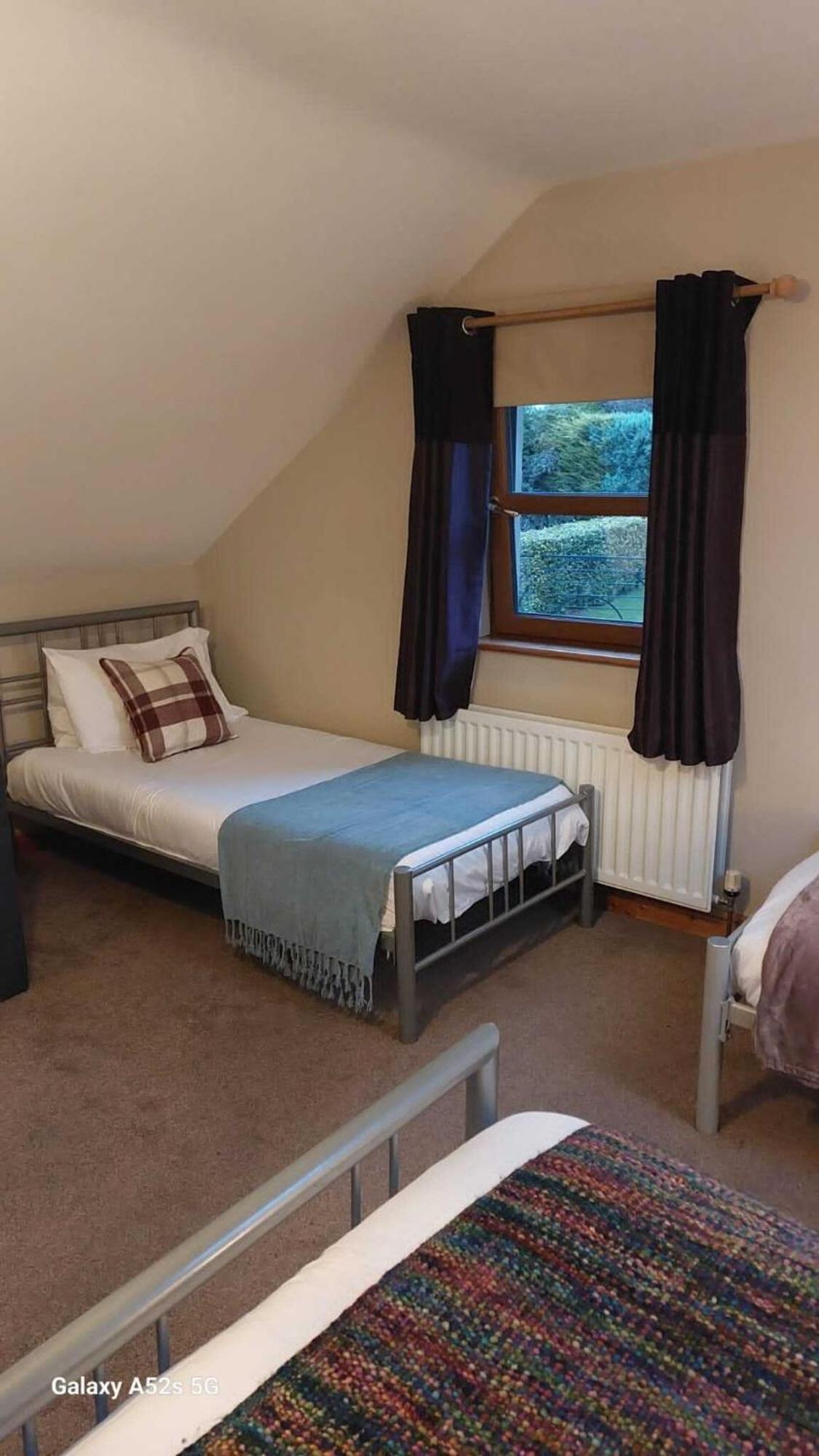 Dunhill Cottage B&B Hillsborough Bilik gambar